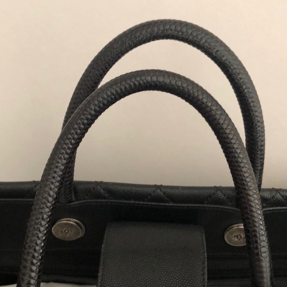 CHANEL Caviar Tote with Exotic Handles - Picture 6 of 16